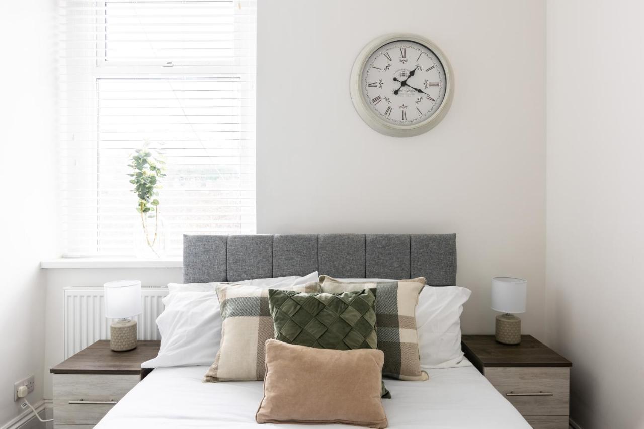 Levi Suite By Koya Homes - 3-Bedroom Home, Downtown Cardiff, Free Parking Экстерьер фото