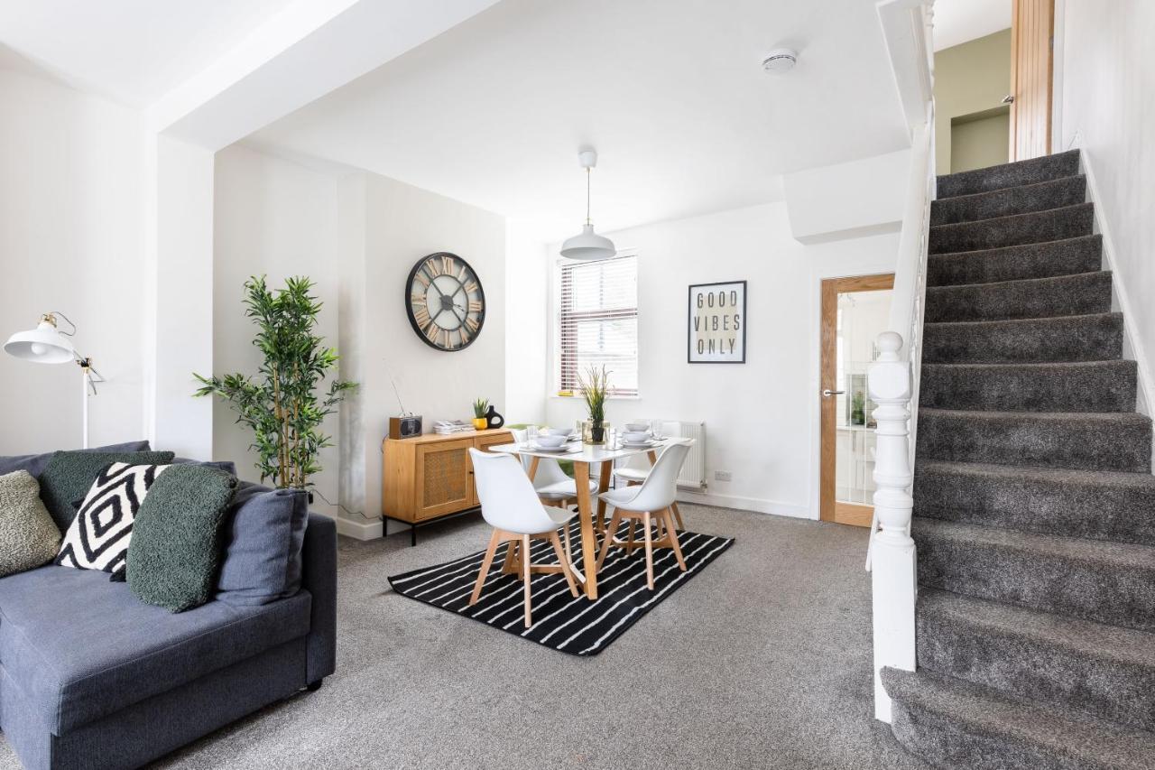 Levi Suite By Koya Homes - 3-Bedroom Home, Downtown Cardiff, Free Parking Экстерьер фото