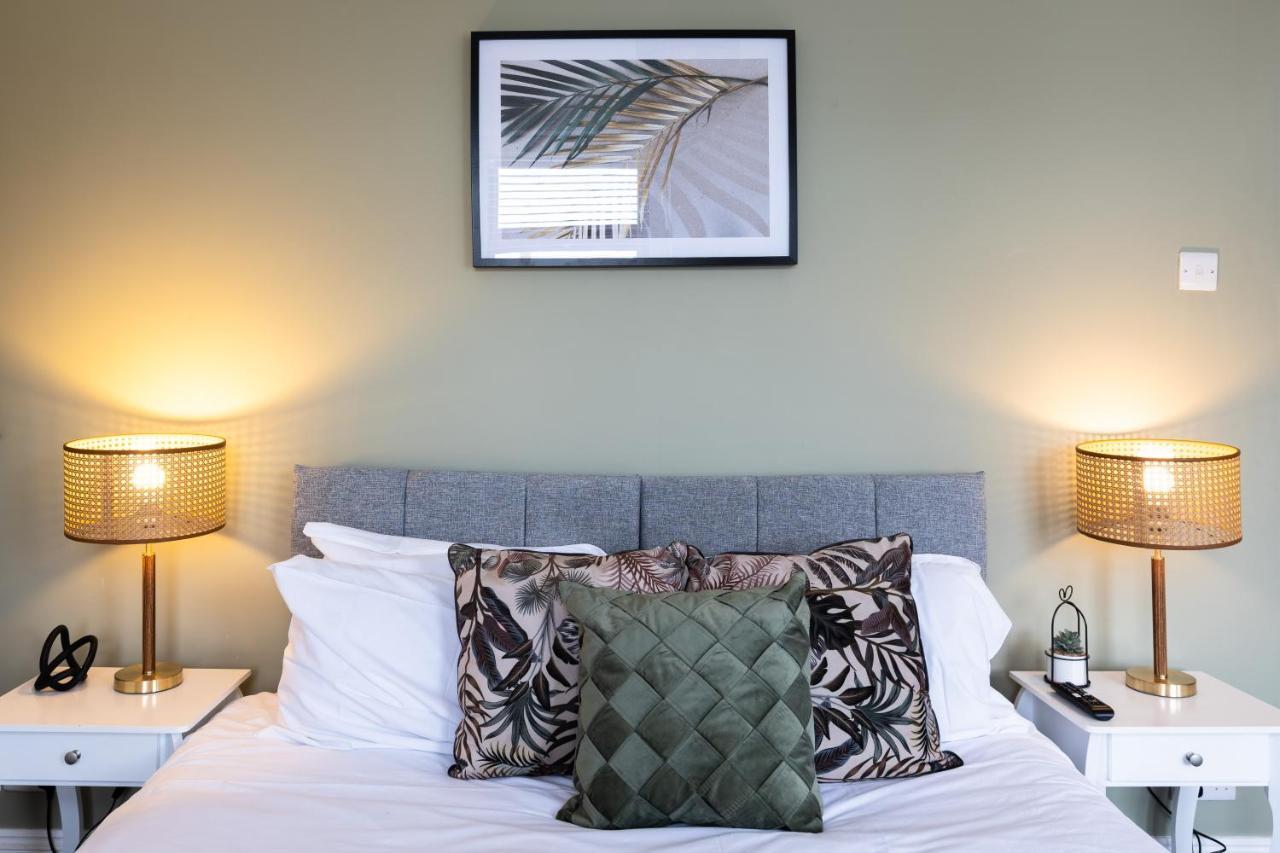 Levi Suite By Koya Homes - 3-Bedroom Home, Downtown Cardiff, Free Parking Экстерьер фото