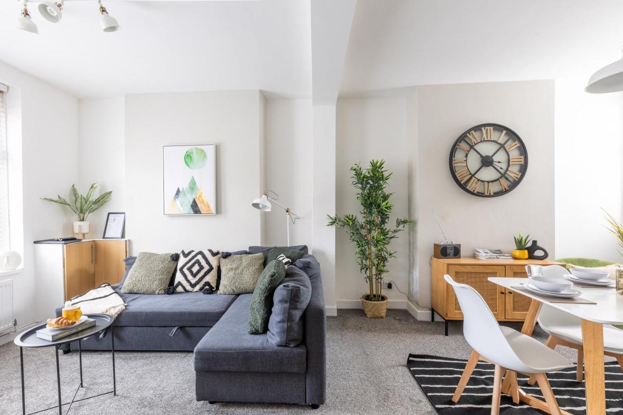 Levi Suite By Koya Homes - 3-Bedroom Home, Downtown Cardiff, Free Parking Экстерьер фото