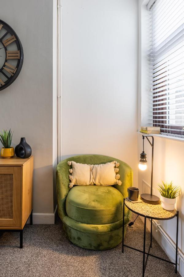 Levi Suite By Koya Homes - 3-Bedroom Home, Downtown Cardiff, Free Parking Экстерьер фото